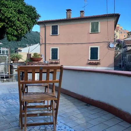 Ferlisi S House Apartmán