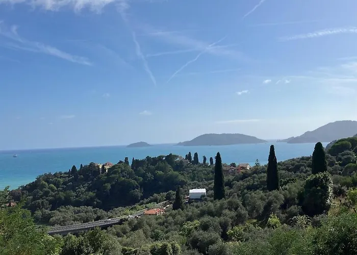 Ferlisi S House * Lerici